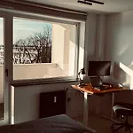Apartment Cliff *